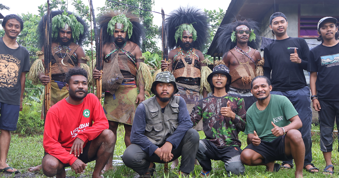 Pemberdayaan Komunitas Adat & Lokal